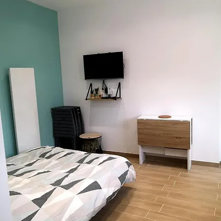 Dependance Avec Terrasse, Disneyland Paris Apartment Esbly